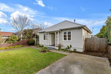 Photo of property in 42 Pitcairn Crescent, Bryndwr, Christchurch, 8053