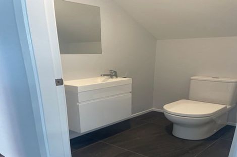 Photo of property in 128a Randwick Road, Moera, Lower Hutt, 5010