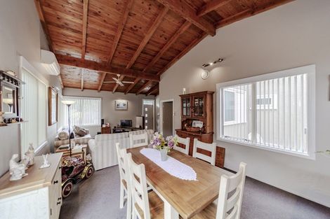 Photo of property in 30 Higginson Street, Otane, 4202