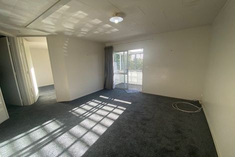 Photo of property in 17 Tauhinu Road, Greenhithe, Auckland, 0632