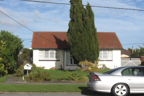 Photo of property in 10 Kowhai Street, Naenae, Lower Hutt, 5011