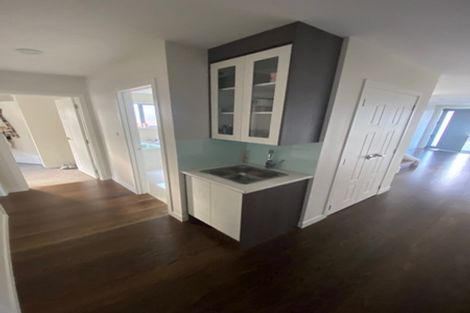 Photo of property in 70 Headland Drive, Long Bay, Auckland, 0630