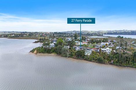 Photo of property in 27 Ferry Parade, Herald Island, Auckland, 0618