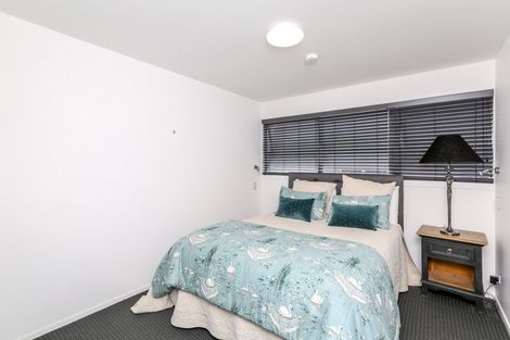 Photo of property in 147a Molesworth Street, New Plymouth, 4312