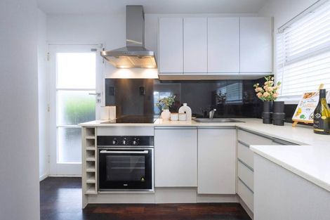 Photo of property in 2/46 Southern Cross Road, Kohimarama, Auckland, 1071