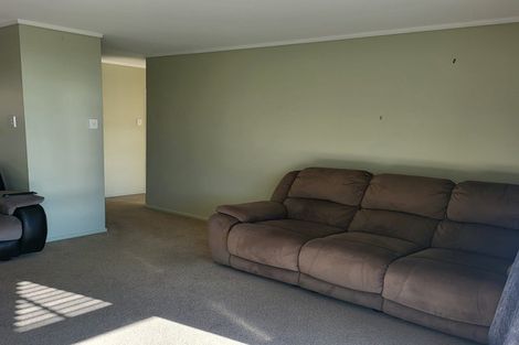 Photo of property in 12 Tirowhanga Road, Paremata, Porirua, 5024