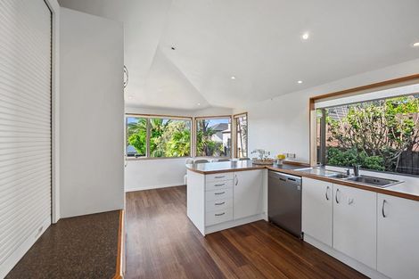 Photo of property in 2c Braemar Road, Rothesay Bay, Auckland, 0630