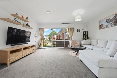 Photo of property in 5/1 Ribblesdale Road, Henderson, Auckland, 0612