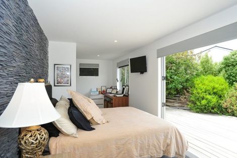 Photo of property in 2 Te Ara Crescent, Diamond Harbour, Lyttelton, 8971
