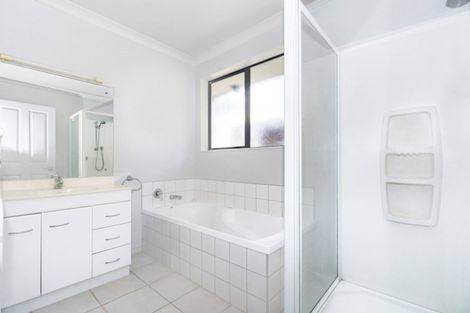 Photo of property in 286 Rehutai Road, Baylys Beach, Dargaville, 0377