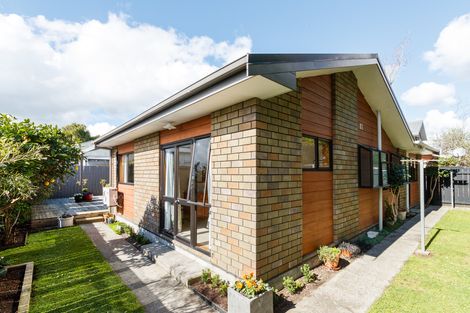 Photo of property in 30a Campbell Street, Palmerston North, 4410