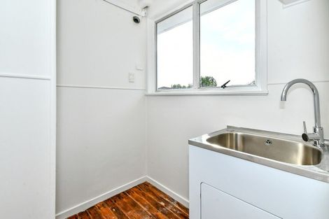 Photo of property in 63 Harrington Road, Henderson, Auckland, 0610