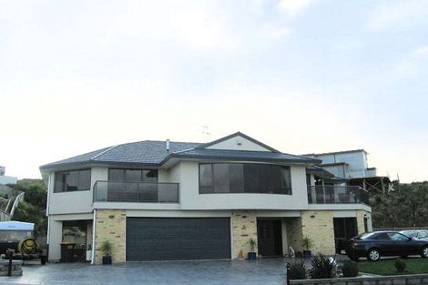 Photo of property in 5 Saint Austell Close, Camborne, Porirua, 5026