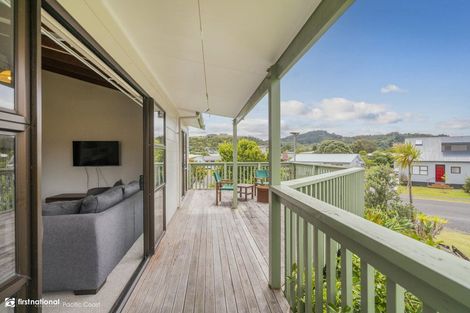 Photo of property in 1 Norfolk Place, Tairua, 3508