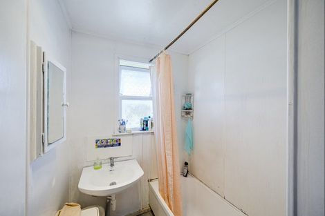 Photo of property in 49 Peterhead Avenue, Flaxmere, Hastings, 4120
