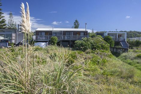 Photo of property in 75 Blue Pacific Parade, Riversdale Beach, Masterton, 5872