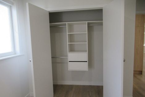 Photo of property in 2 Nikau Street, New Lynn, Auckland, 0600