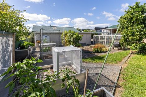 Photo of property in 70 Great South Road, Huntly, 3700