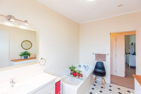 Photo of property in 3 Vincent Drive, Levin, 5510