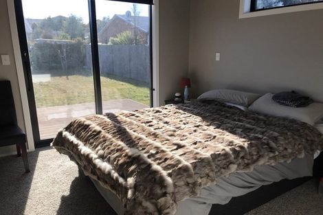 Photo of property in 11 Charles Court, Lake Hawea, Wanaka, 9382