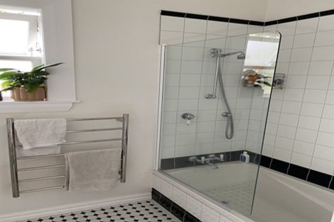 Photo of property in 49 Aurora Terrace, Kelburn, Wellington, 6012