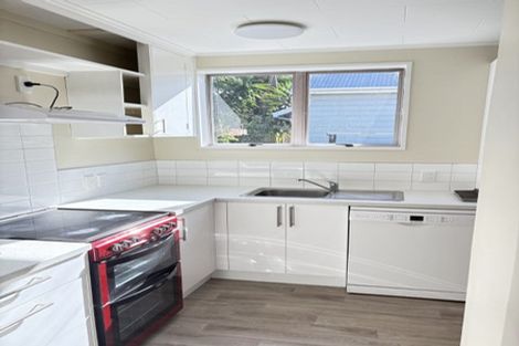 Photo of property in 1/801 Hastings Street North, Hastings, 4122