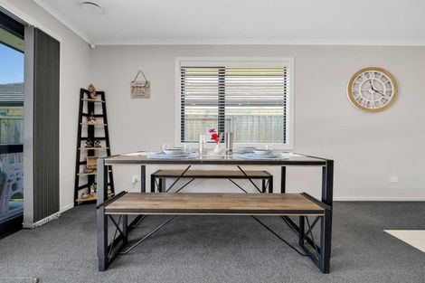 Photo of property in 11 Kimbrae Drive, Rototuna North, Hamilton, 3210