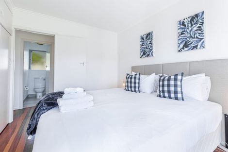 Photo of property in 2/7 Onepoto Road, Hauraki, Auckland, 0622