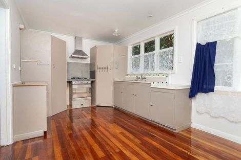 Photo of property in 7 Gladstone Street, Dannevirke, 4930