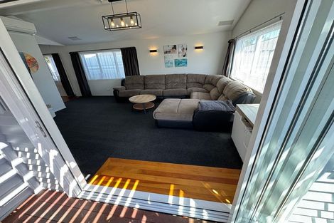 Photo of property in 285 Royal Road, Massey, Auckland, 0614