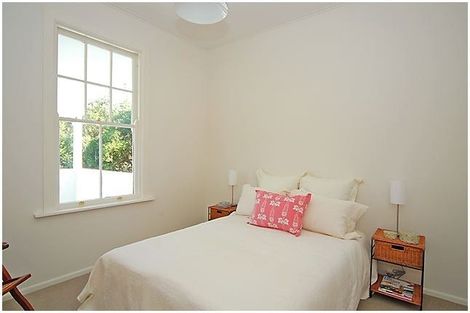 Photo of property in 6 Pomare Street, Ngaio, Wellington, 6035