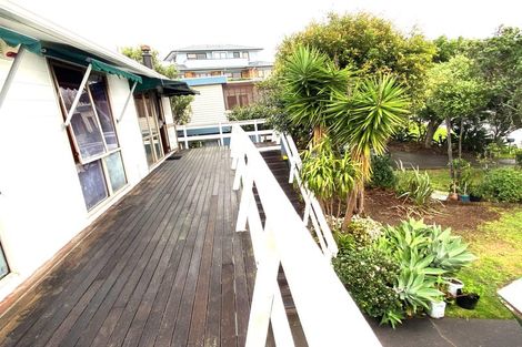 Photo of property in 43 Cheriton Road, Mellons Bay, Auckland, 2014