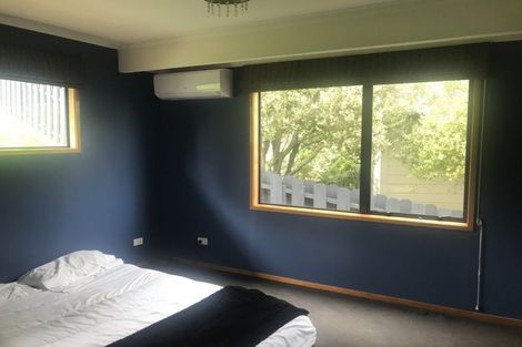 Photo of property in 123 Luckens Road, West Harbour, Auckland, 0618