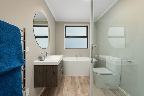 Photo of property in 194 Waitaha Road, Welcome Bay, Tauranga, 3112