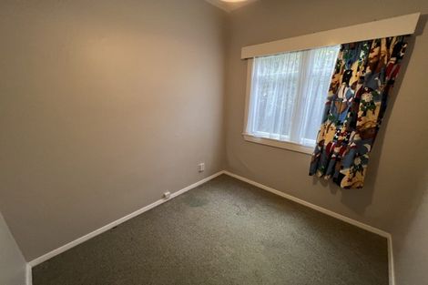 Photo of property in 27 Jickell Street, Hokowhitu, Palmerston North, 4410