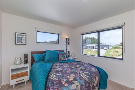 Photo of property in 22 Taonui Street, Waitarere Beach, Levin, 5510