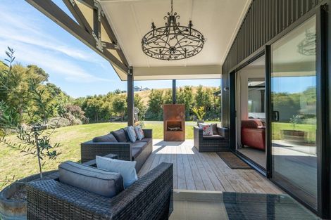 Photo of property in 38 Katelyn Place, Kinloch, Taupo, 3385