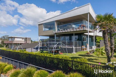 Photo of property in 246 Seaforth Road, Waihi Beach, 3611