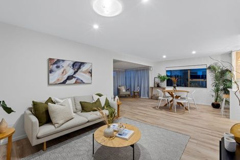 Photo of property in 2/3 Centreway Road, Orewa, 0931