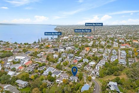 Photo of property in 27 Hebron Road, Waiake, Auckland, 0630