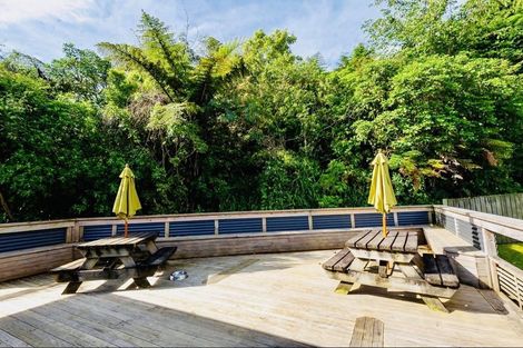 Photo of property in 11 Morgan Place, Tawa, Wellington, 5028