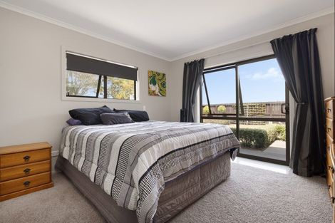 Photo of property in 37 Golden Sands Drive, Papamoa Beach, Papamoa, 3118