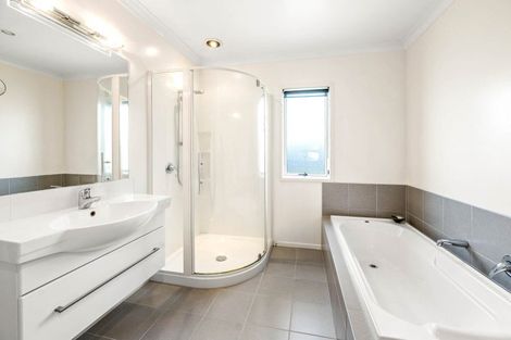 Photo of property in 2/38 Kinloch Road, Kinloch, Taupo, 3377