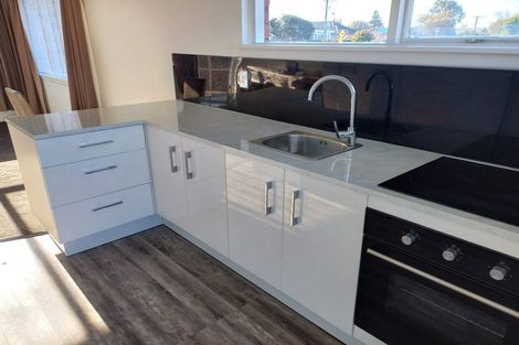 Photo of property in 1/430 Ferry Road, Woolston, Christchurch, 8023