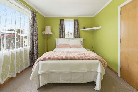 Photo of property in 17 Lawrence Street, East Gore, Gore, 9710