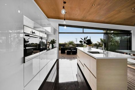 Photo of property in 43 Nugent Street, Bell Block, New Plymouth, 4312