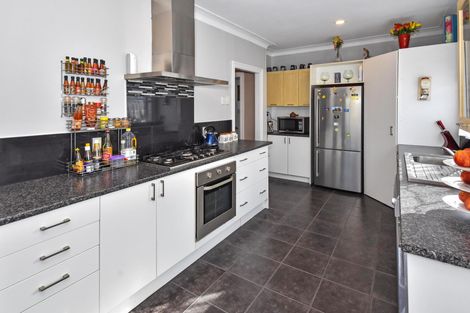 Photo of property in 47 Huia Road, Papatoetoe, Auckland, 2025