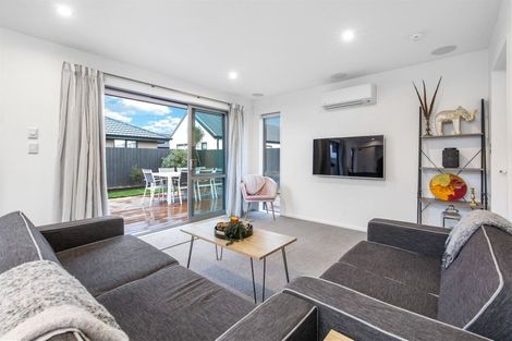 Photo of property in 32 Bradwell Crescent, Halswell, Christchurch, 8025