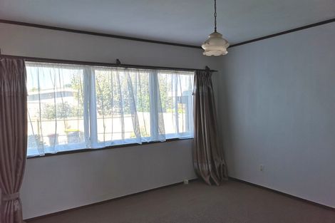 Photo of property in 14 Mander Place, Bucklands Beach, Auckland, 2012