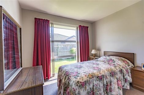 Photo of property in 1/27 Wilsons Road South, Saint Martins, Christchurch, 8022